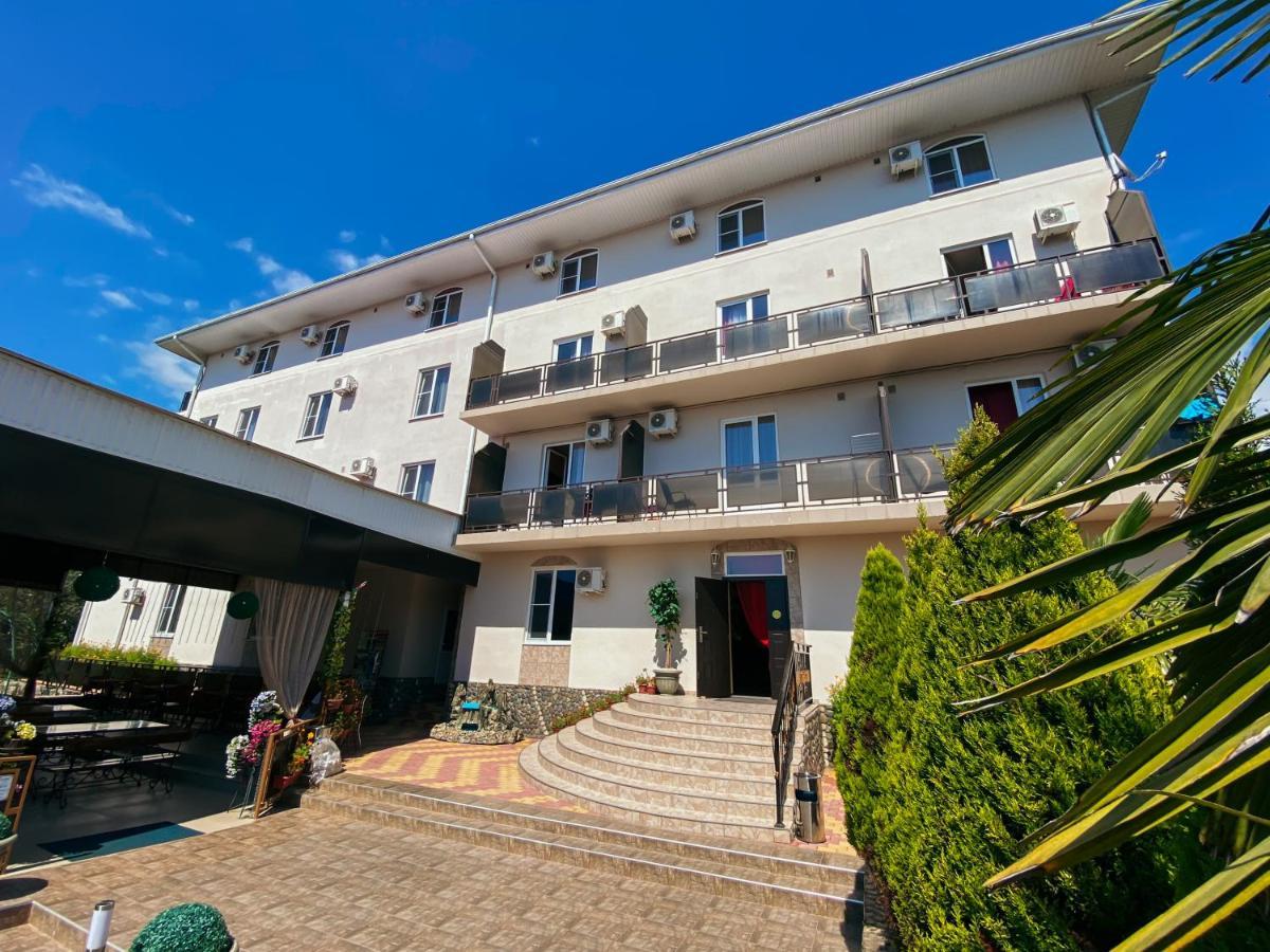 Park-Hotel Abkhazia Tsandrypsh Exterior foto